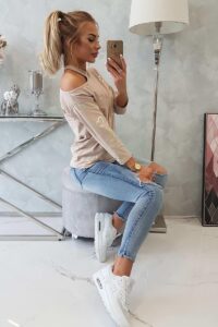 Блуза на сърца и отворено рамо – Бежов – 9238-2