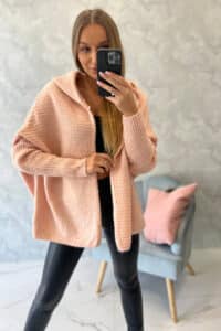 Модерен пуловер с качулка и тесни ръкави – Прахообразно розово – 2019-16