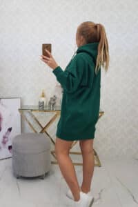 Дълъг Суитшърт С Качулка И Надпис “Girls Тour” – Тъмнозелен – 9310-1