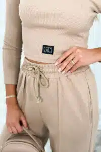 Комплект от две части – Блуза + Панталон с връзки на талията – Светлобежов – 9624