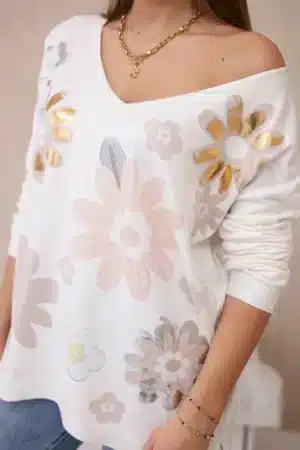 Италианска Бяла Дамска Блуза С Деколте И Цветя – HN003-1-1