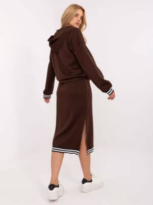 Шикозен спортно-елегантен комплект – Тъмнокафяв – 049217
