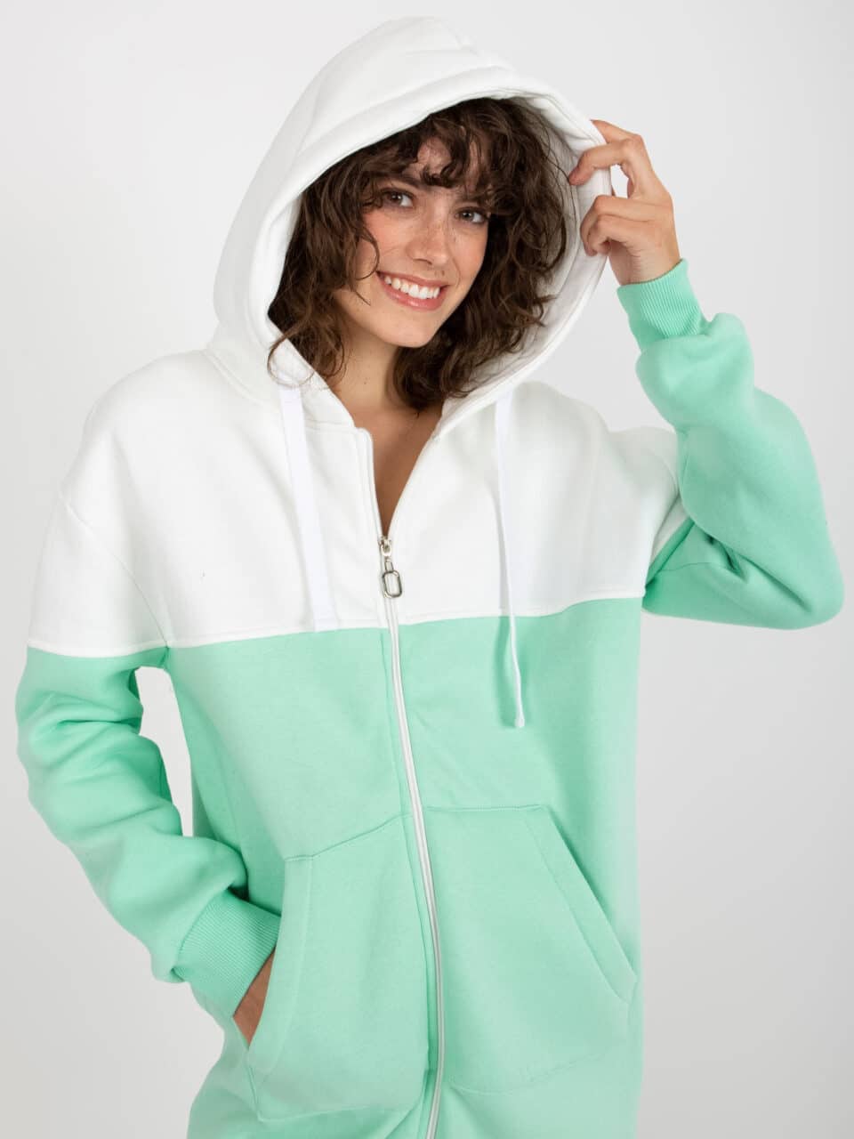 Елегантна дълга блуза – Светлозелен – 317998