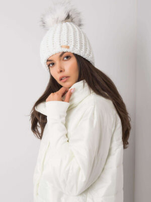 Стилна зимна шапка – Бял – 028061
