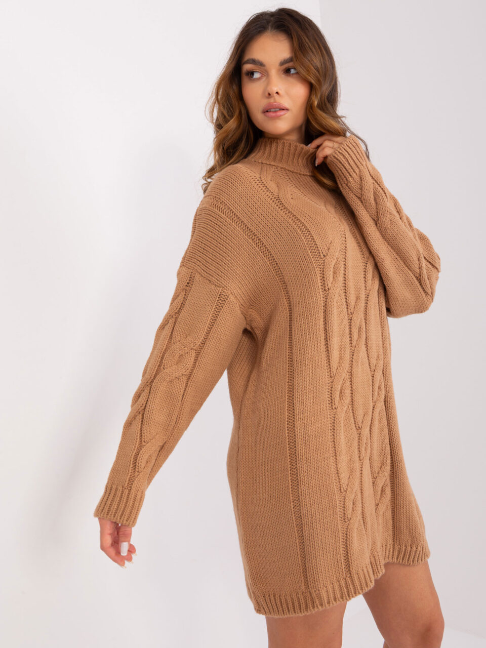 Шикозна плетена рокля – Бежов – 87820