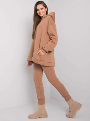 Стилен комплект дрехи – Бежов – 06271