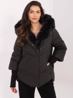 Стилно зимно яке с пухкава яка – Черен – 045721
