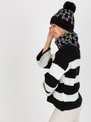 Стилна зимна шапка – Черно-бял – 288564