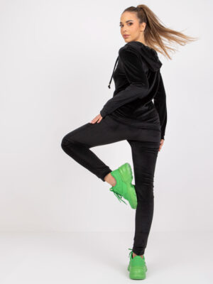 Луксозен велурен комплект панталон и суитшърт – Черен – 176199