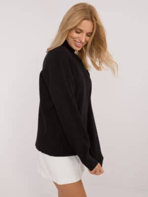 Елегантен пуловер с висока яка – Черен – 700426