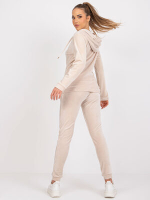 Луксозен комплект от велур – Бежов – 176250