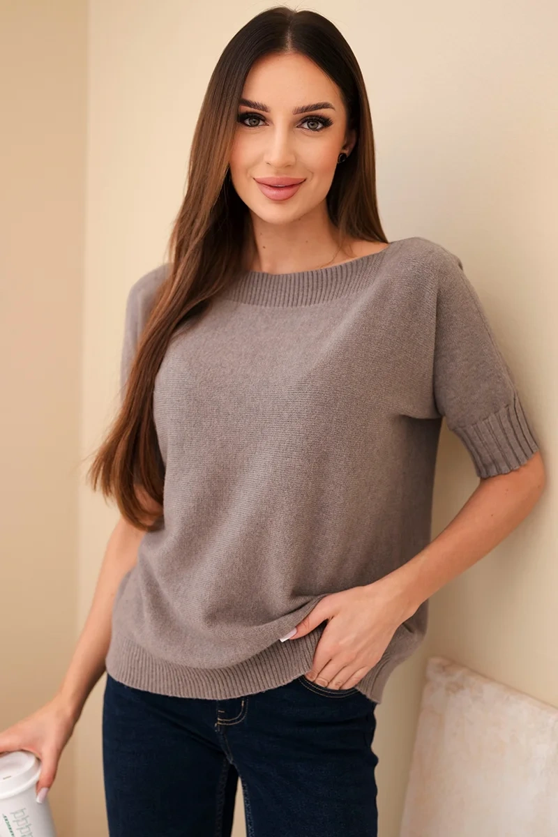 Стилна дамска блуза от вискоза с къси ръкави – Бежов – 34560