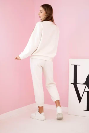 Спортен комплект от блуза и панталон – Светлобежов – 30140